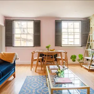Dream - Haringtons Place , Bath United Kingdom