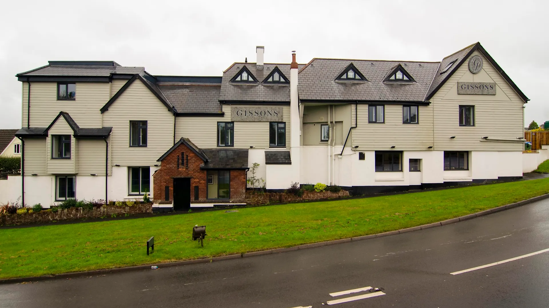 Oyo The Gissons Hotel Exminster