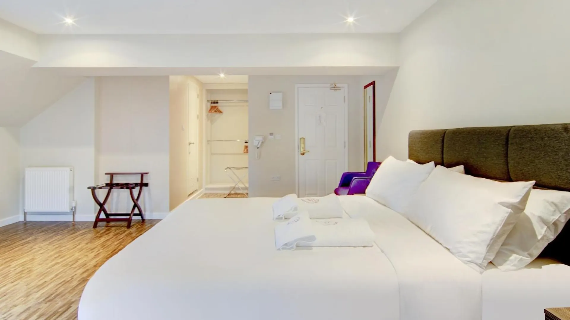 Oyo The Gissons Hotel Exminster