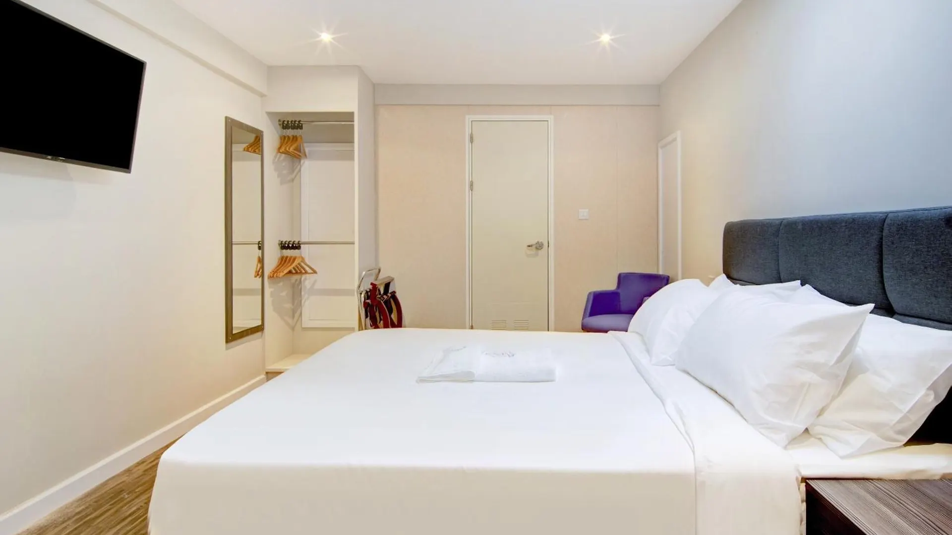 Oyo The Gissons Hotel Exminster