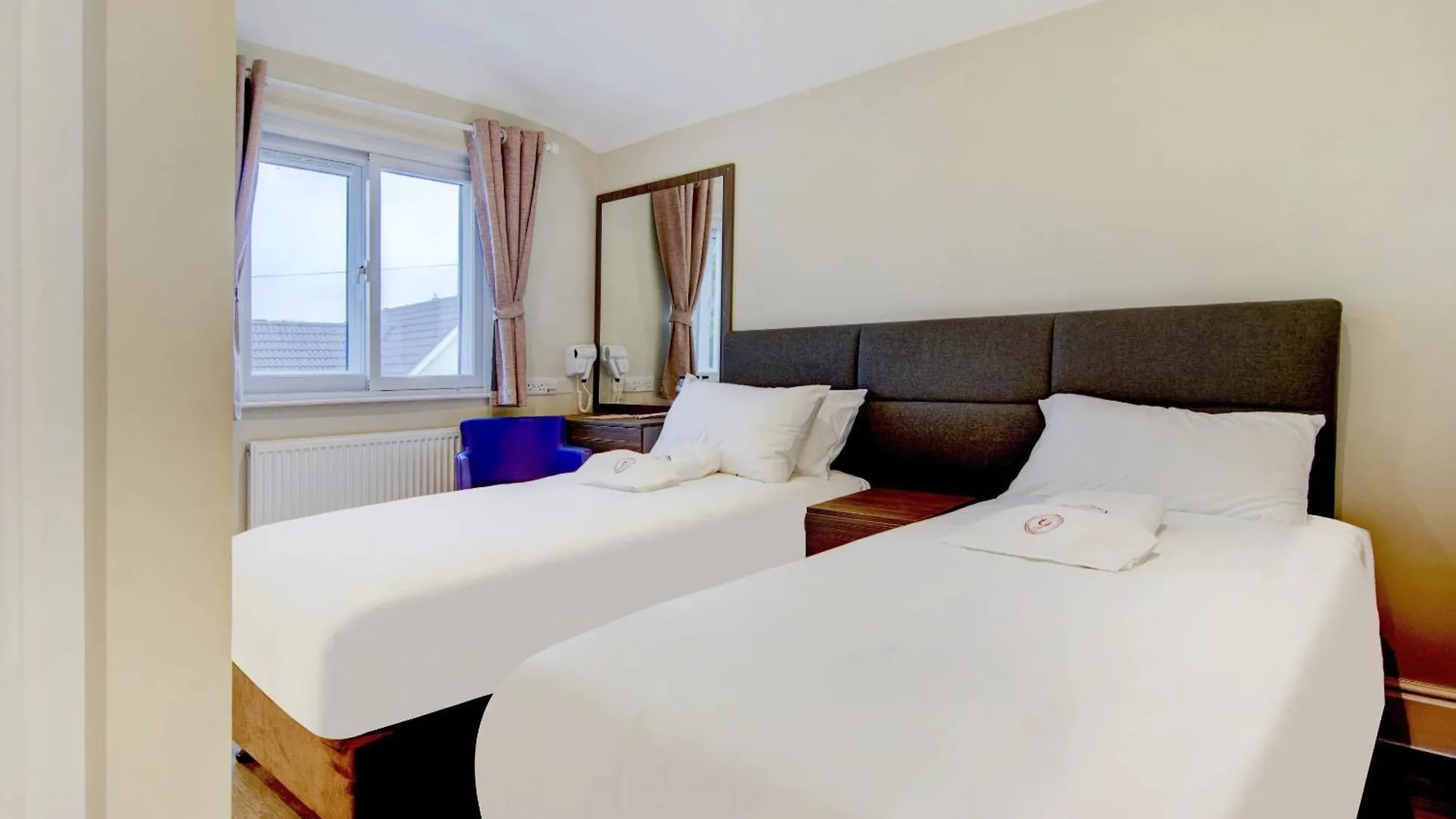 Oyo The Gissons Hotel Exminster