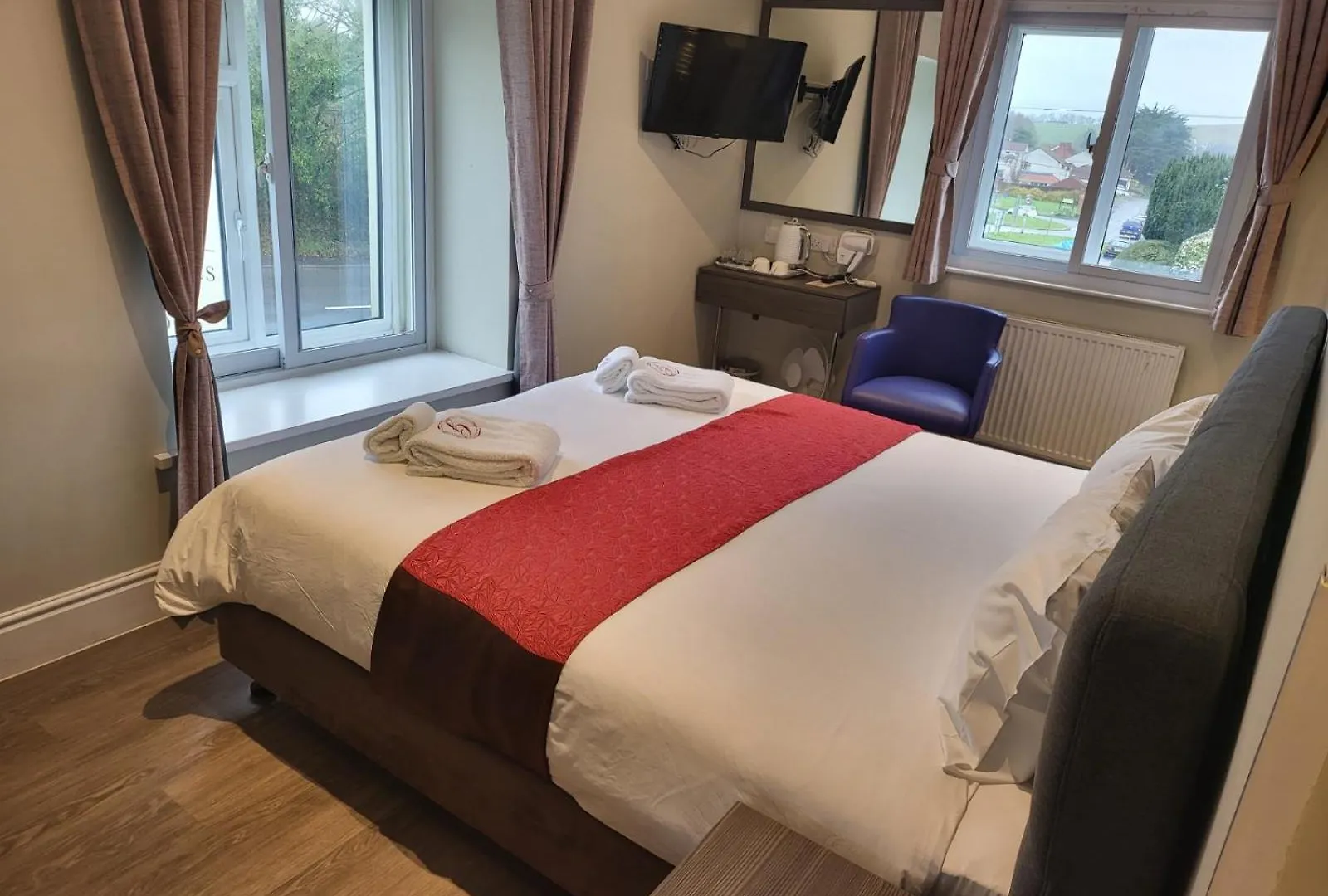 Oyo The Gissons Hotel Exminster