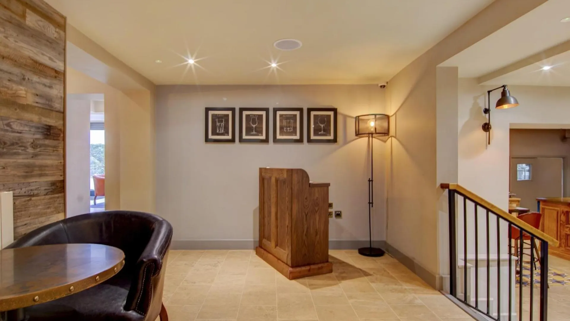 Oyo The Gissons Hotel Exminster