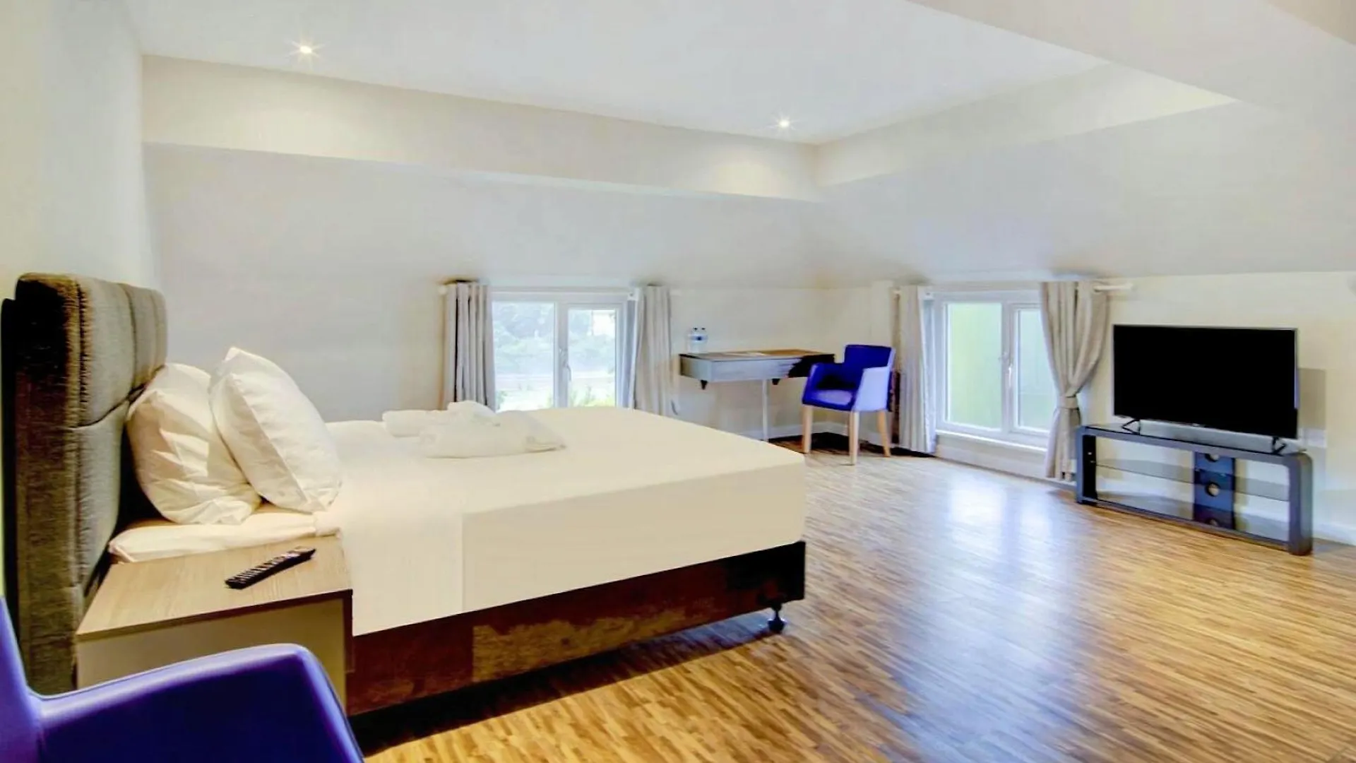 Oyo The Gissons Hotel Exminster 4*,