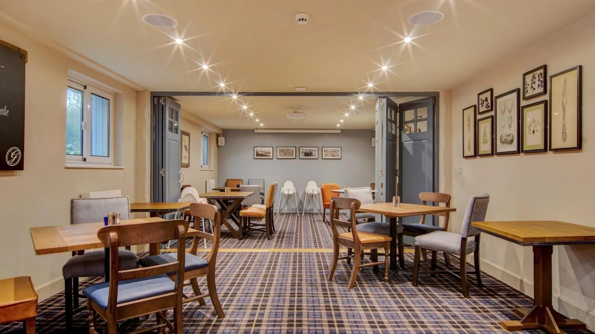 Oyo The Gissons Hotel Exminster